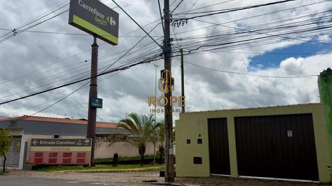 Casa à venda no Centro de Salto para ponto comercial na Rua Nove de Julho
